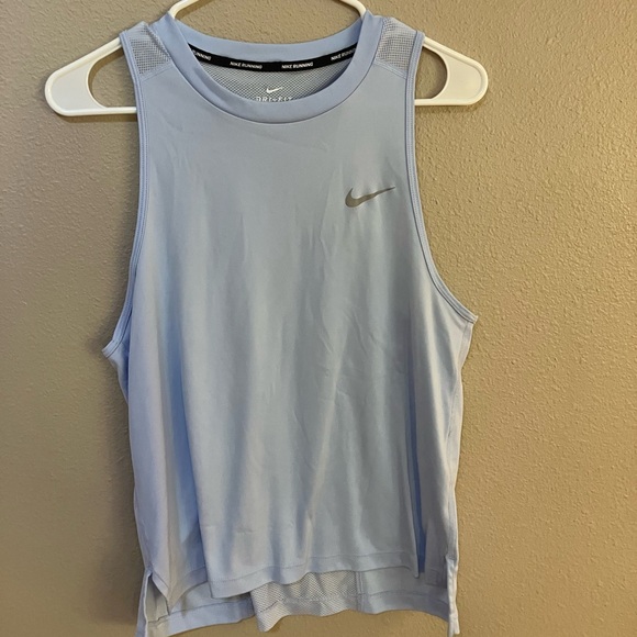 Women’s Nike Activewear Tank Size M - Picture 4 of 9